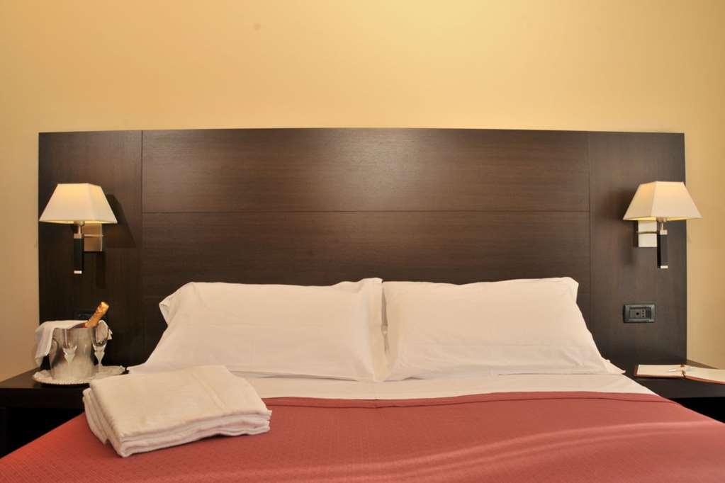 Hotel Versailles Roma Quarto foto